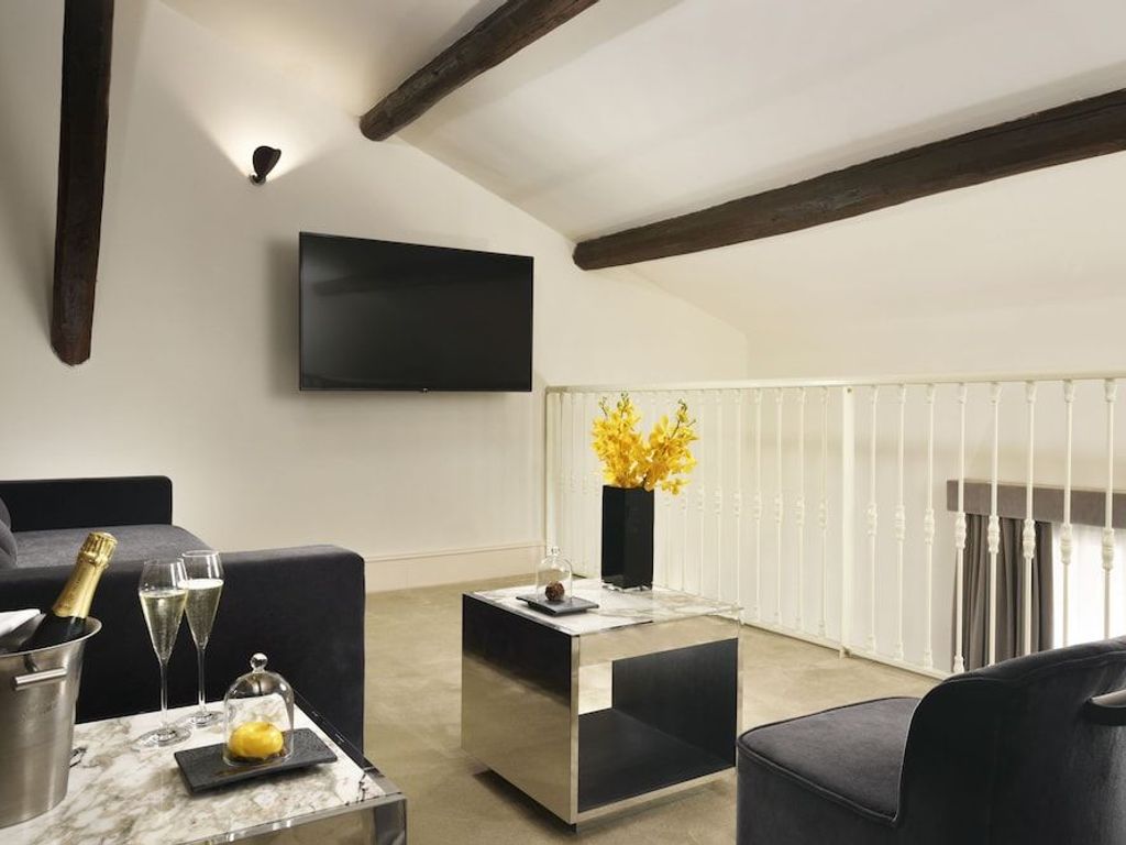 The First Dolce - Preferred Hotels & Resorts