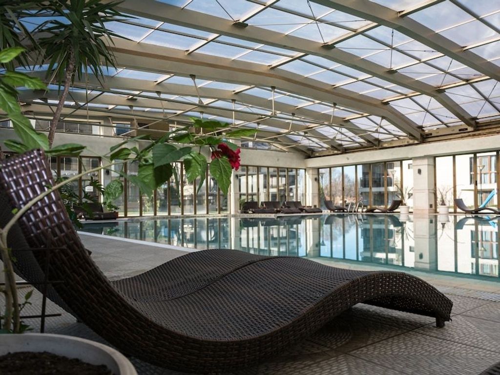 Long Beach Resort & Spa