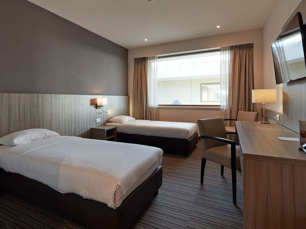 MEZZO Hotel & Business