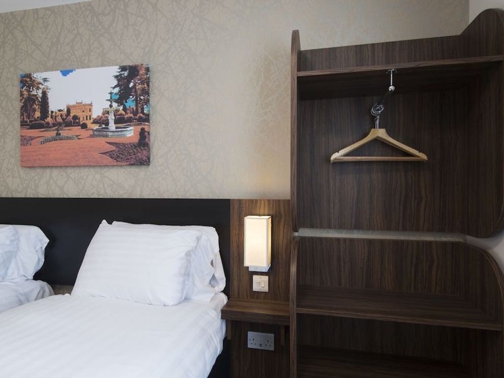 Doncaster by Marston's Inns Kings Chamber