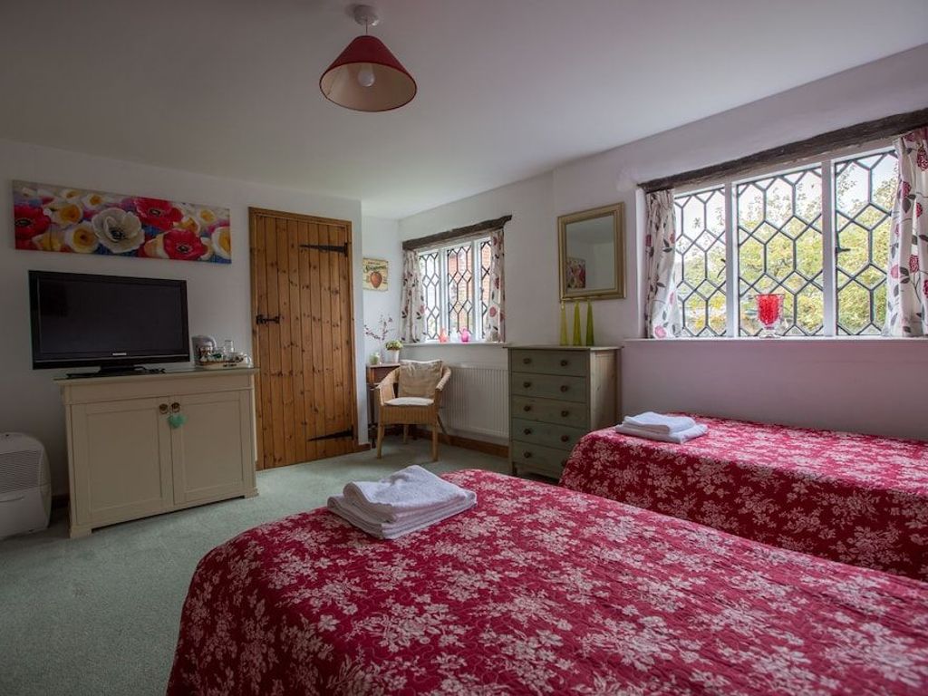 Strawberry Cottage B&B