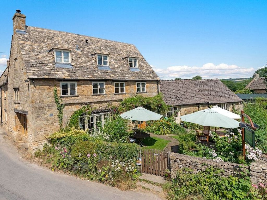 Guiting Guest House