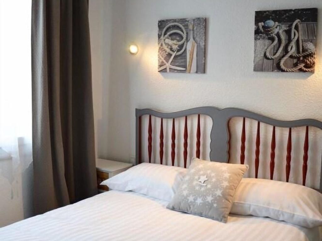 Hôtel les Acacias