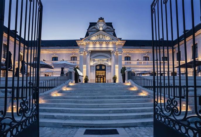 Best Western Premier Hotel de la Cite Royale