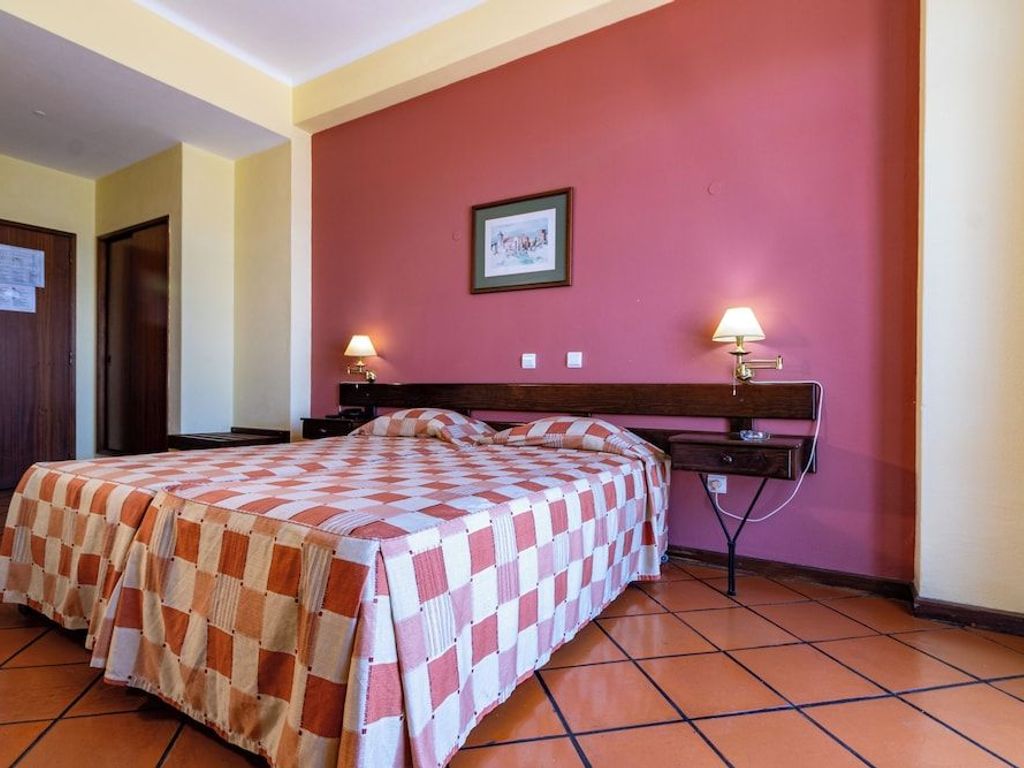 Hotel Colina Dos Mouros