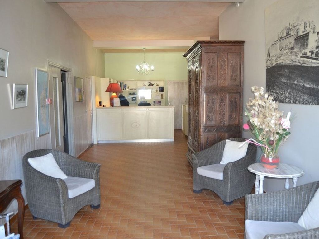 Hôtel Cyrnea