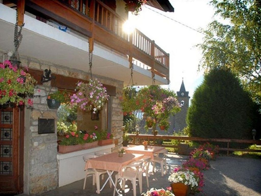 Hotel Restaurant Le Grillon