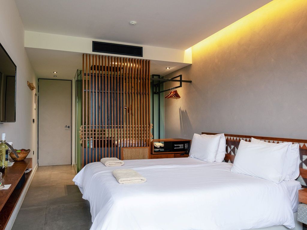 Kimpton LA MER CRETE by IHG