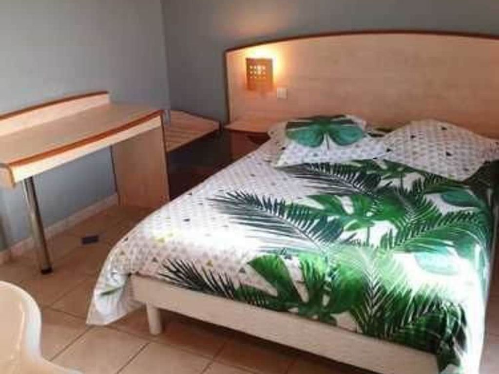 El Rio Hotel