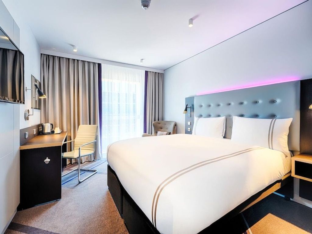 Premier Inn Darmstadt City Centre