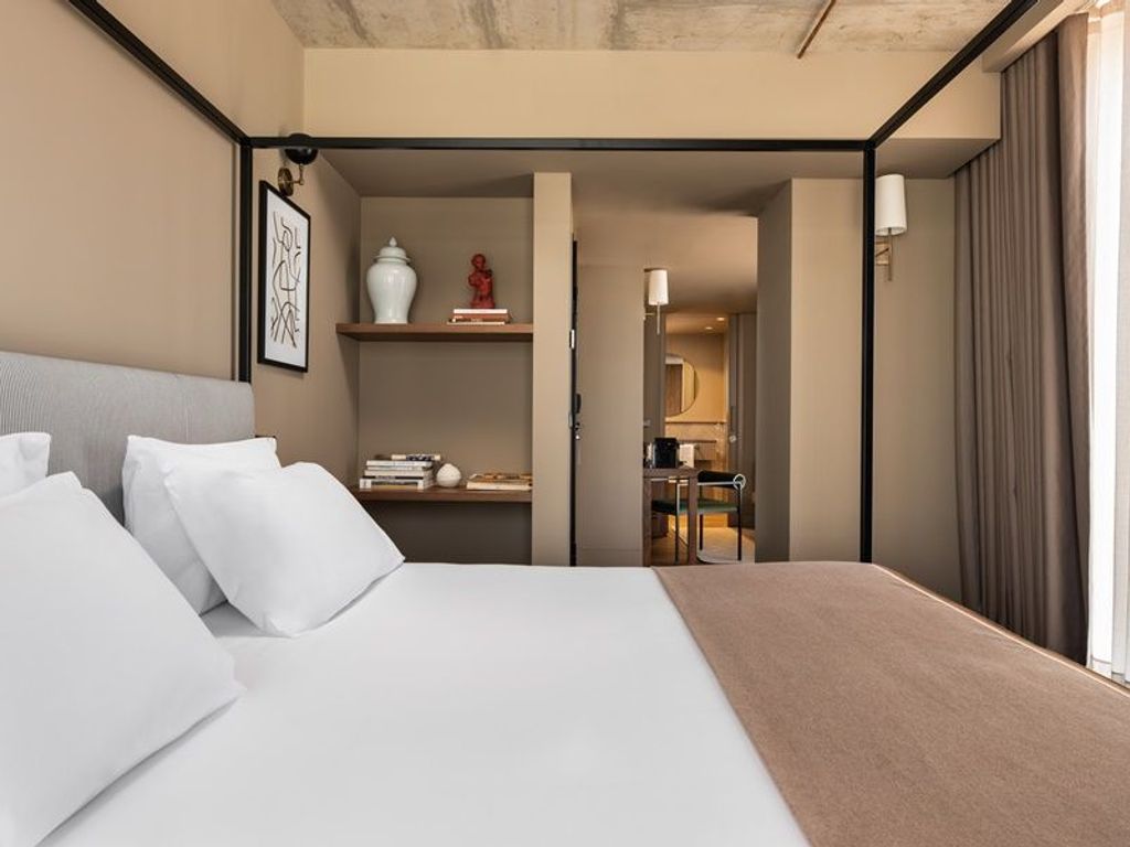 DORMA ESSENZIA PORTO