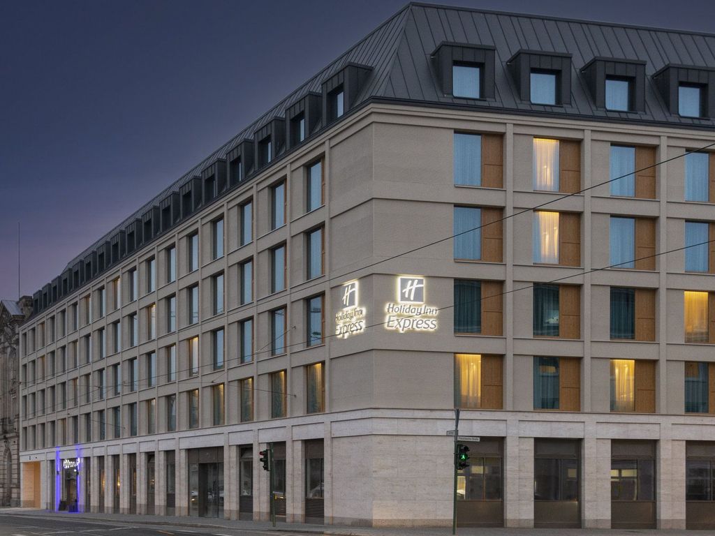 Holiday Inn Express & Suites POTSDAM by IHG