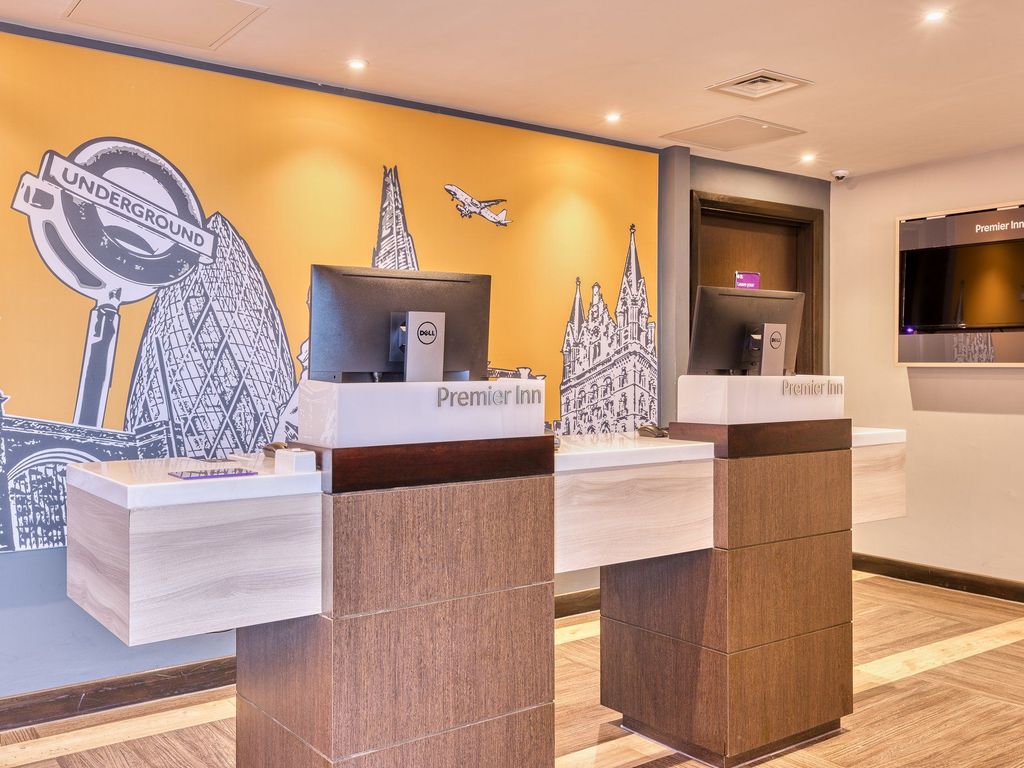 Premier Inn Milton Keynes Central (Avebury Boulevard)