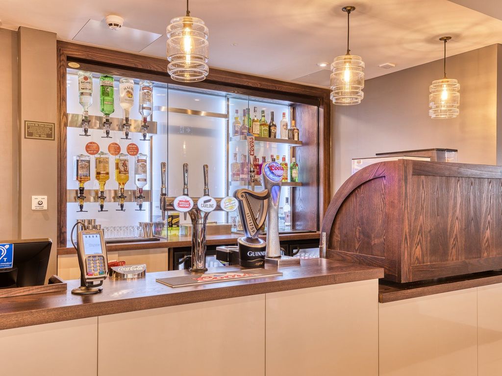 Premier Inn Oxford Botley