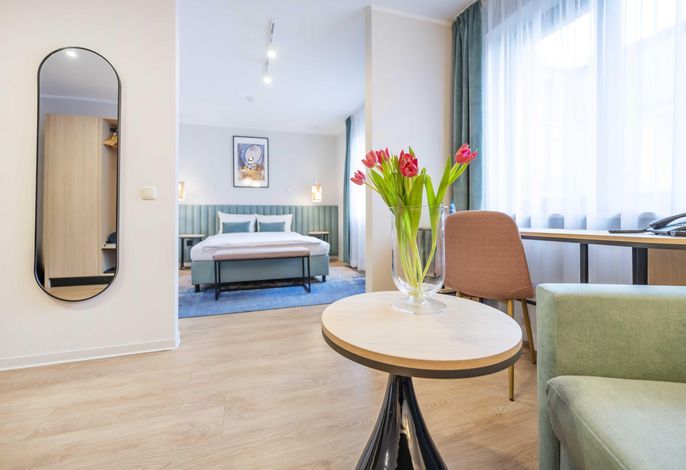 Hotel H12****