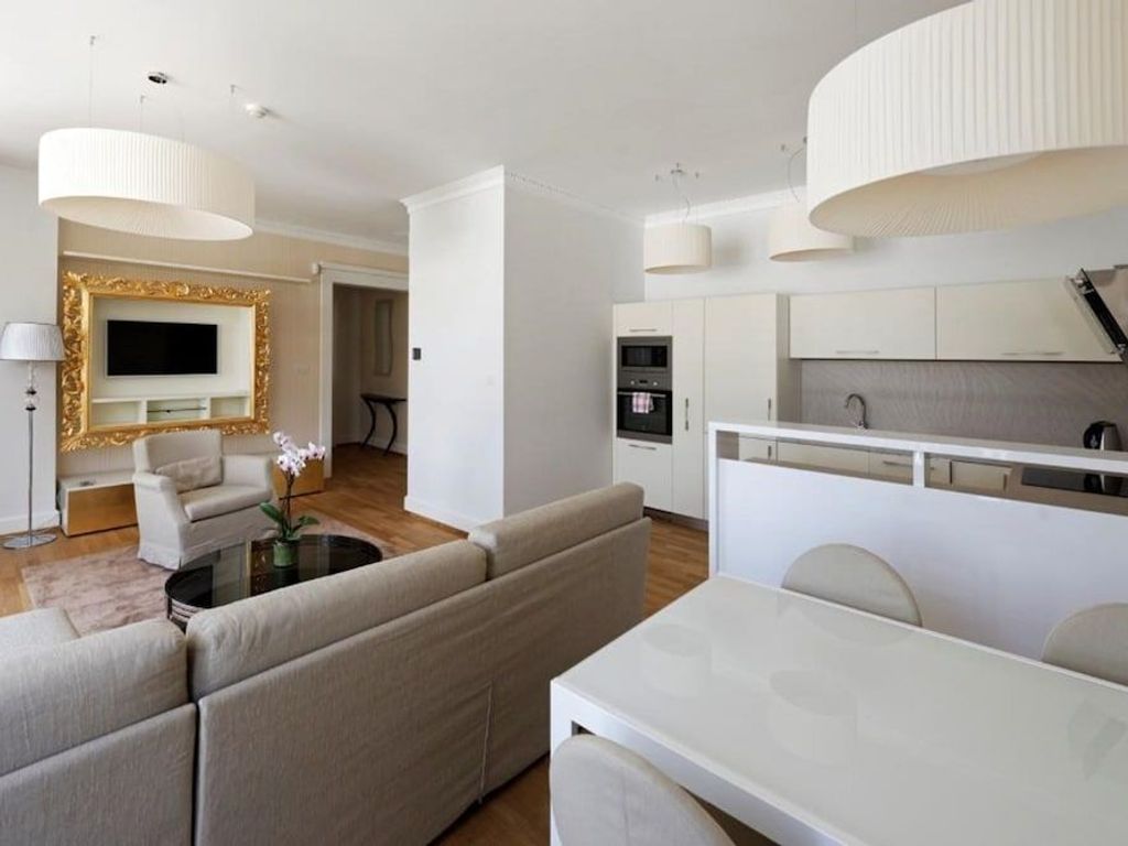 Apartments In Vila Marína