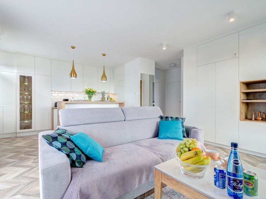 Live & Travel Apartments