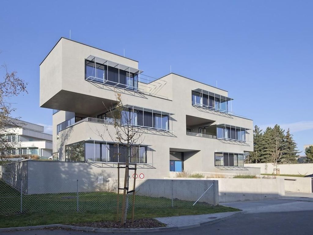7 Ruzyně Apartments