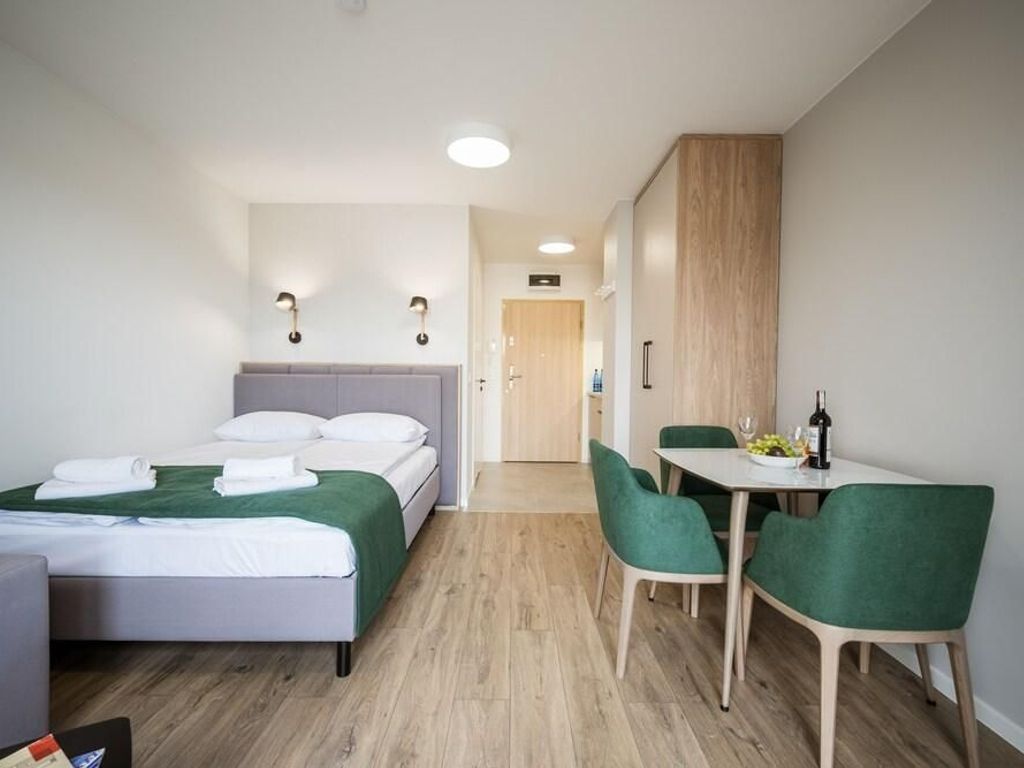 Marina Apartments