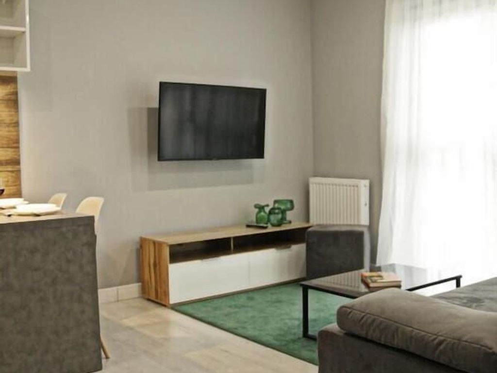 BP Apartment IV