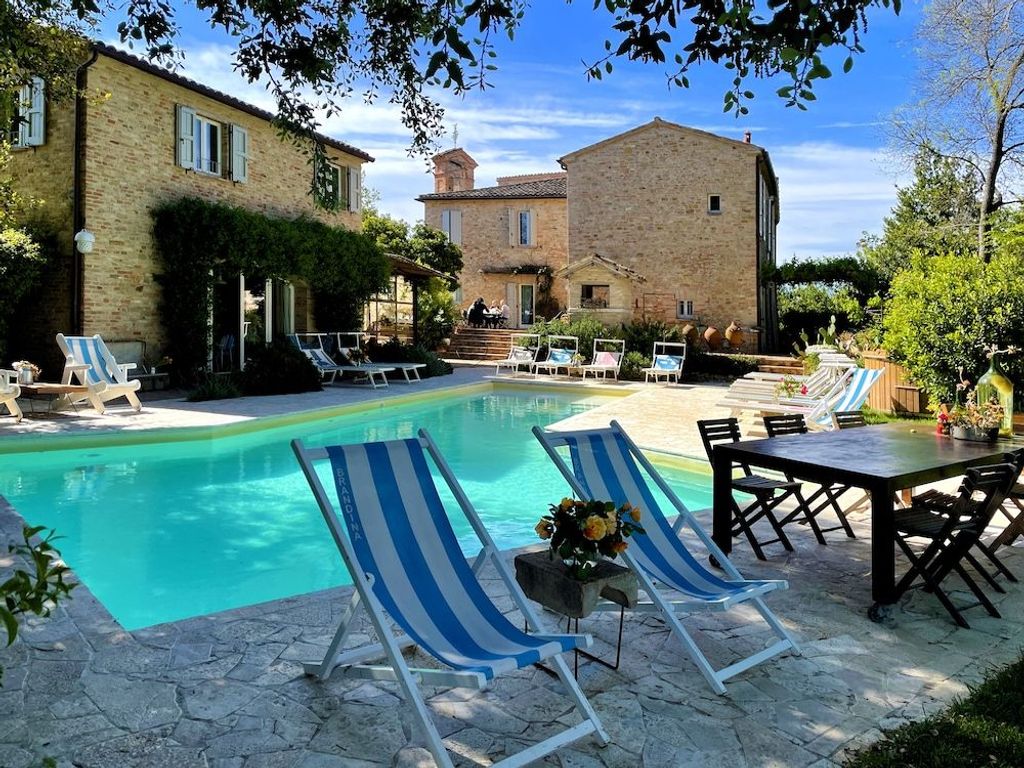 Castello di Granarola Relais – Adults Friendly
