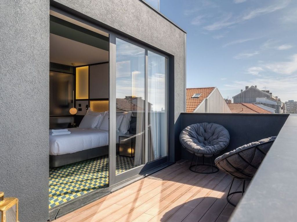 The Convo Porto Hotel & Suites