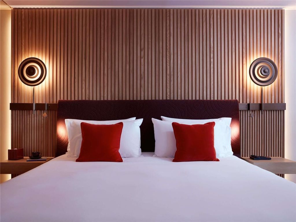 SO/ PARIS Hotel