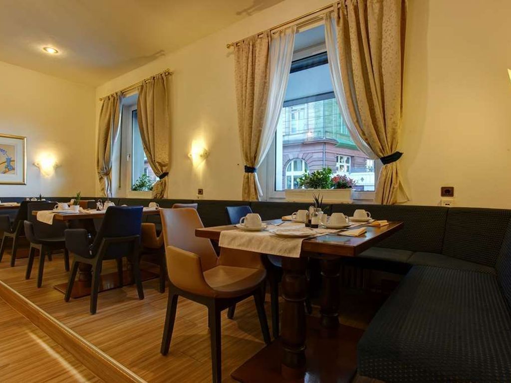 Ambassador Hotel Düsseldorf - Ihr Budgethotel