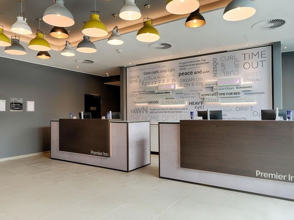 Premier Inn Hamburg City Klostertor