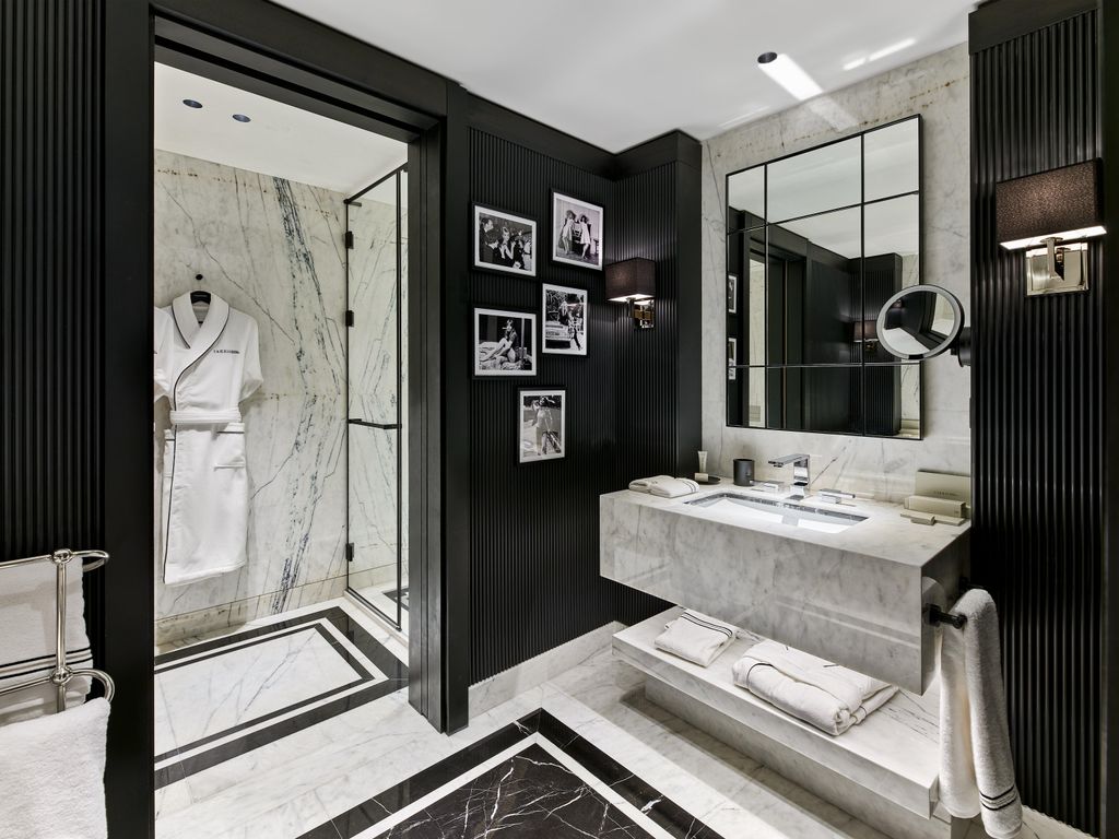 Vakko Hotel and Residences