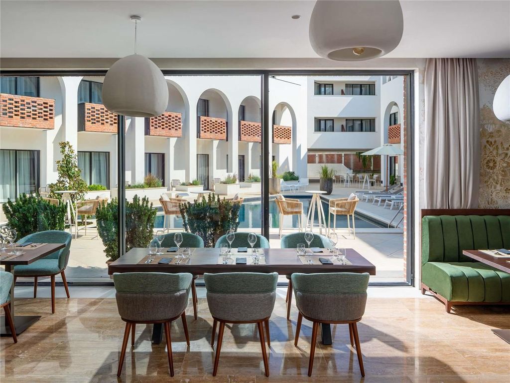 Mercure Conacul Cozieni