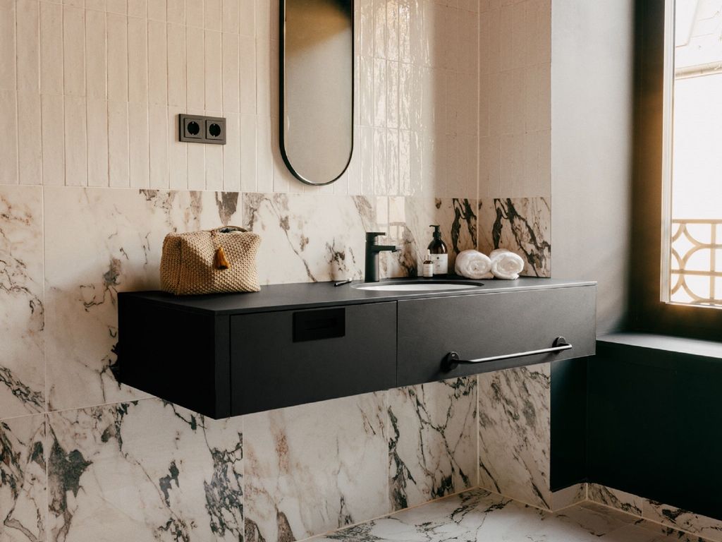WELTWIEN   Luxury Art Apartments