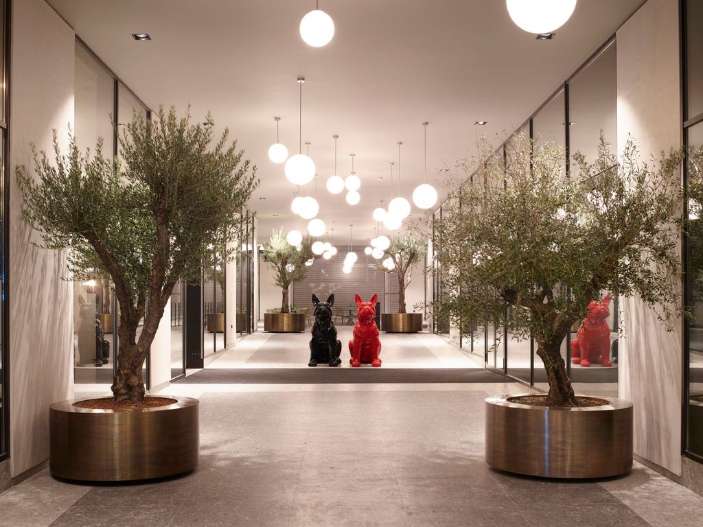 Moxy Omonia Square
