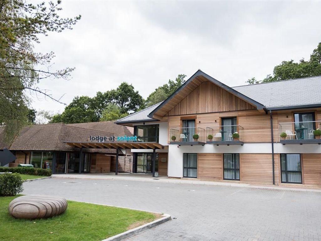 Lodge at Solent
