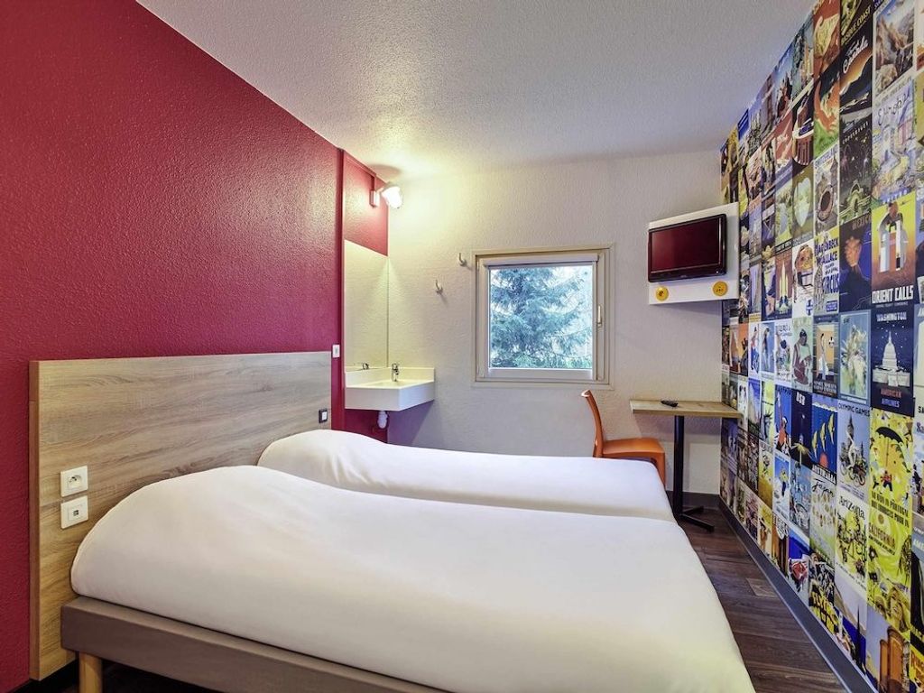 hotelF1 Laval