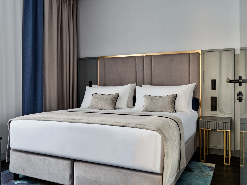 Garamond a Tribute Portfolio Hotel