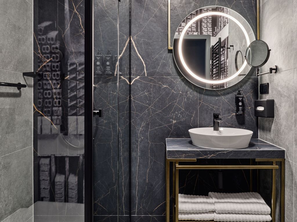 Garamond a Tribute Portfolio Hotel