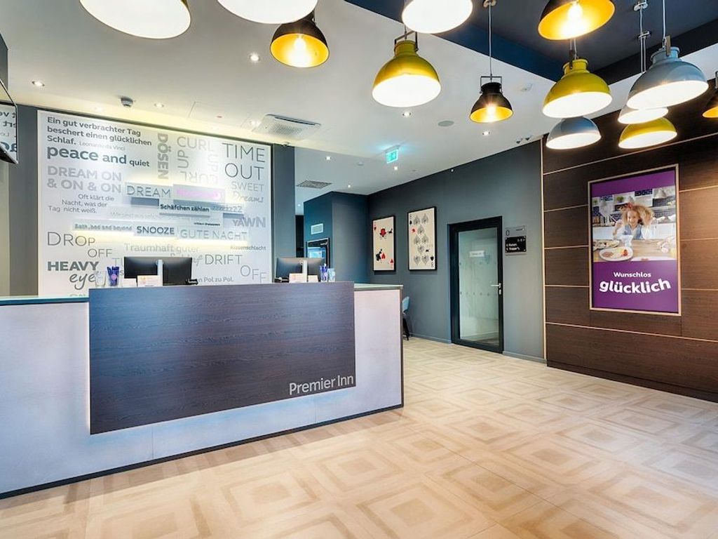 Premier Inn Wiesbaden City Centre