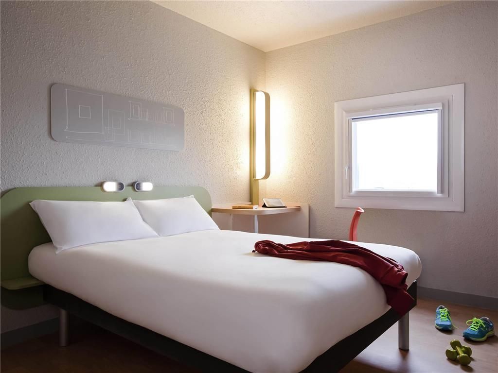 ibis budget Pontault-Combault RN4 Marne-la-Vallée