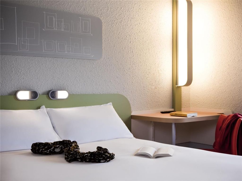 ibis budget Pontault-Combault RN4 Marne-la-Vallée