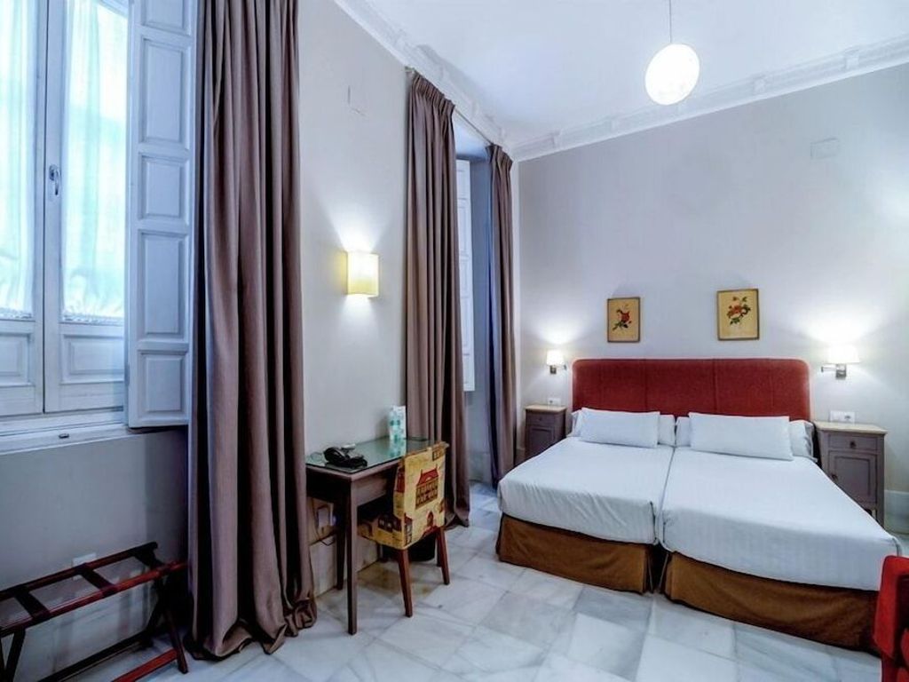 Hotel Simón