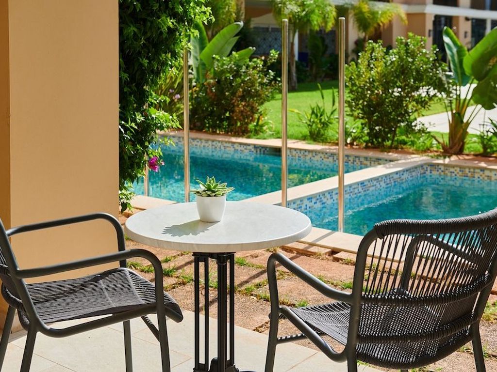 Grupotel Playa de Palma Suites & Spa