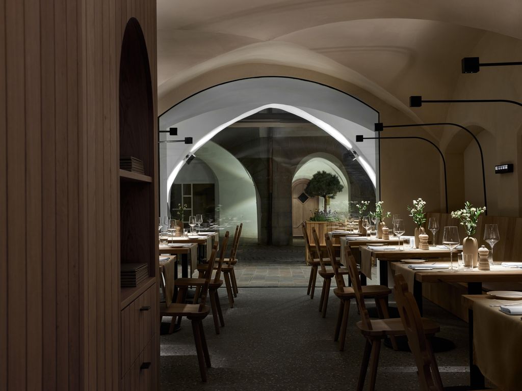 fink Restaurant & Suites