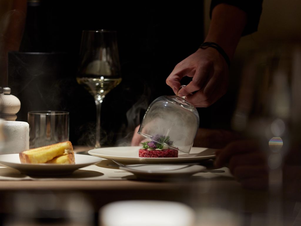 fink Restaurant & Suites