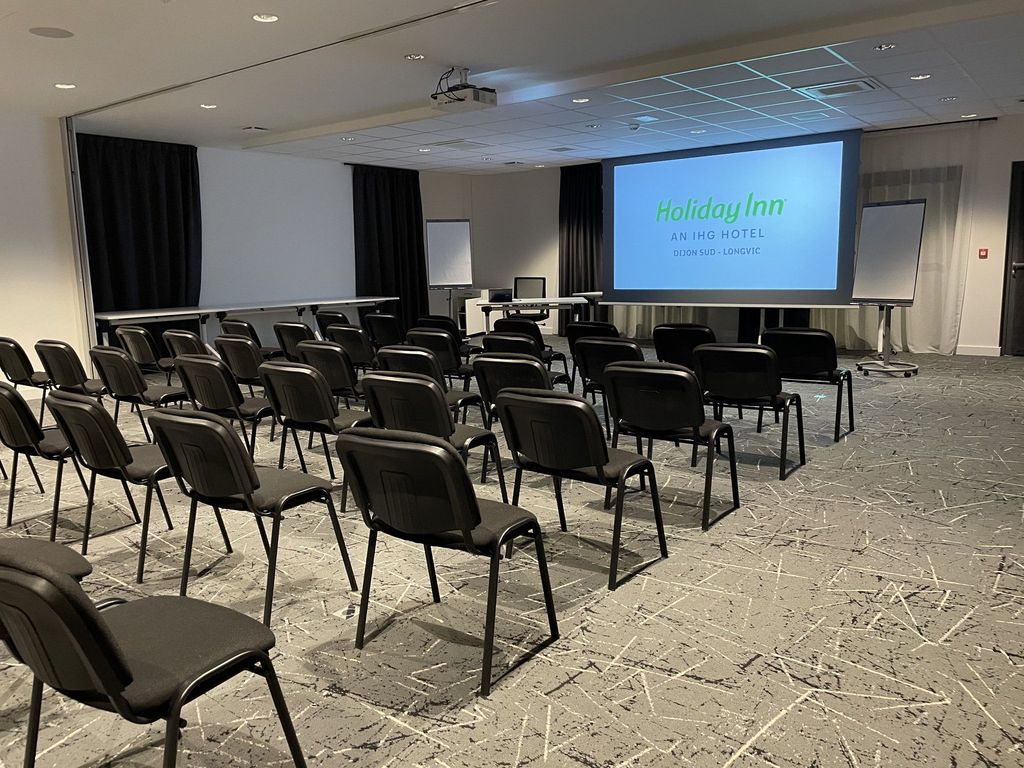Holiday Inn DIJON SUD - LONGVIC by IHG