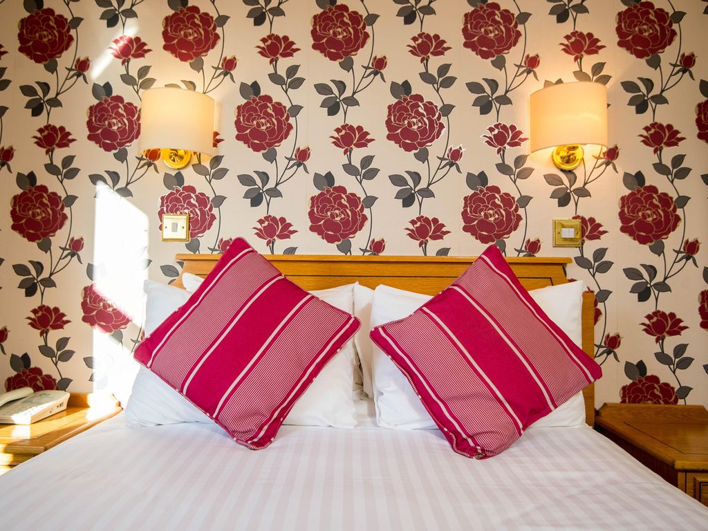 Ivy Bush Royal Hotel