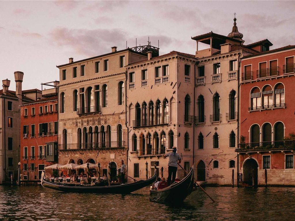 The Venice Venice Hotel