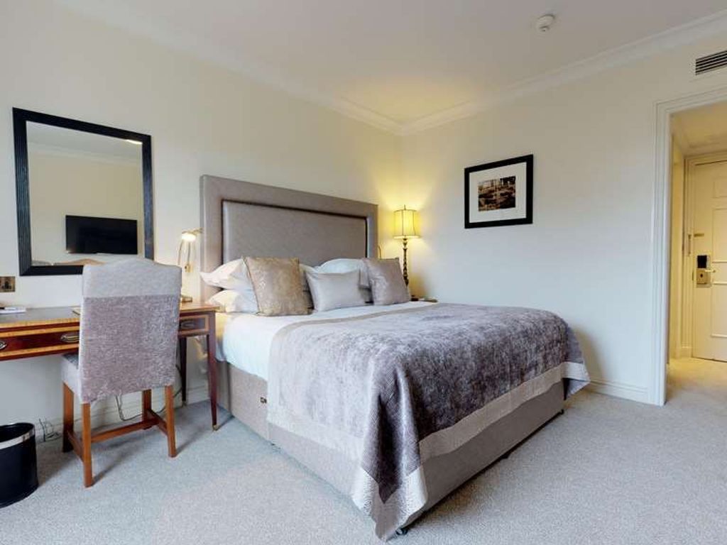 Macdonald Bath Spa Hotel