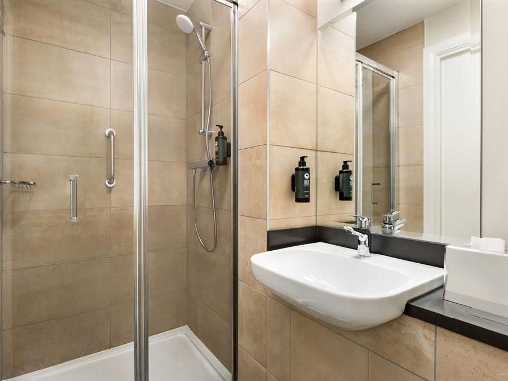 Super 8 by Wyndham Chester East
