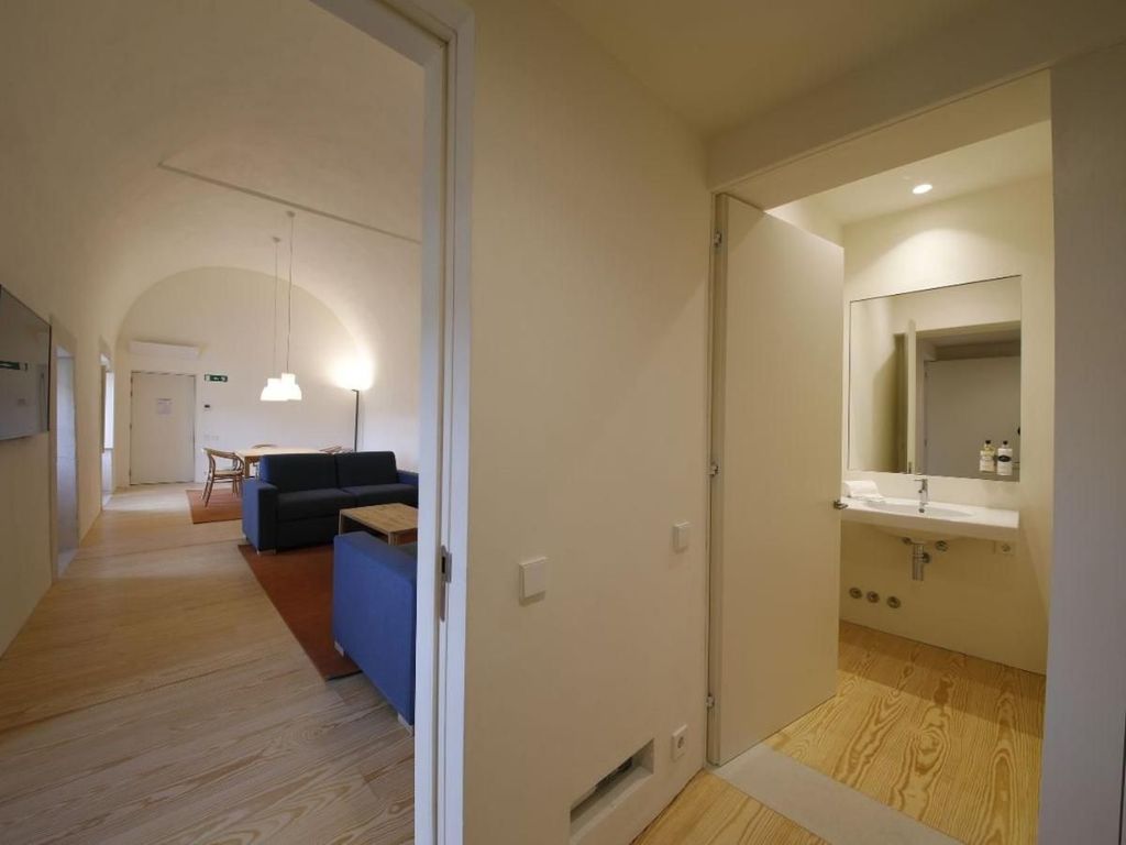 MONTEBELO MOSTEIRO DE ALCOBAÇA HISTORIC HOTEL